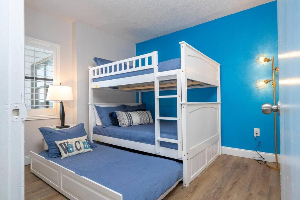 Lakeview 2 Suites 6 Min Universal Studios Orlando Exterior photo