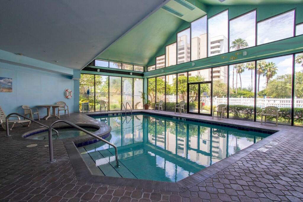 Lakeview 2 Suites 6 Min Universal Studios Orlando Exterior photo